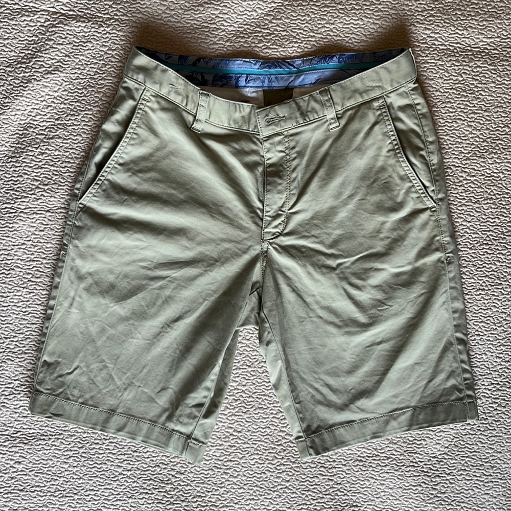 Tommy Bahama Shorts EUC Sz30